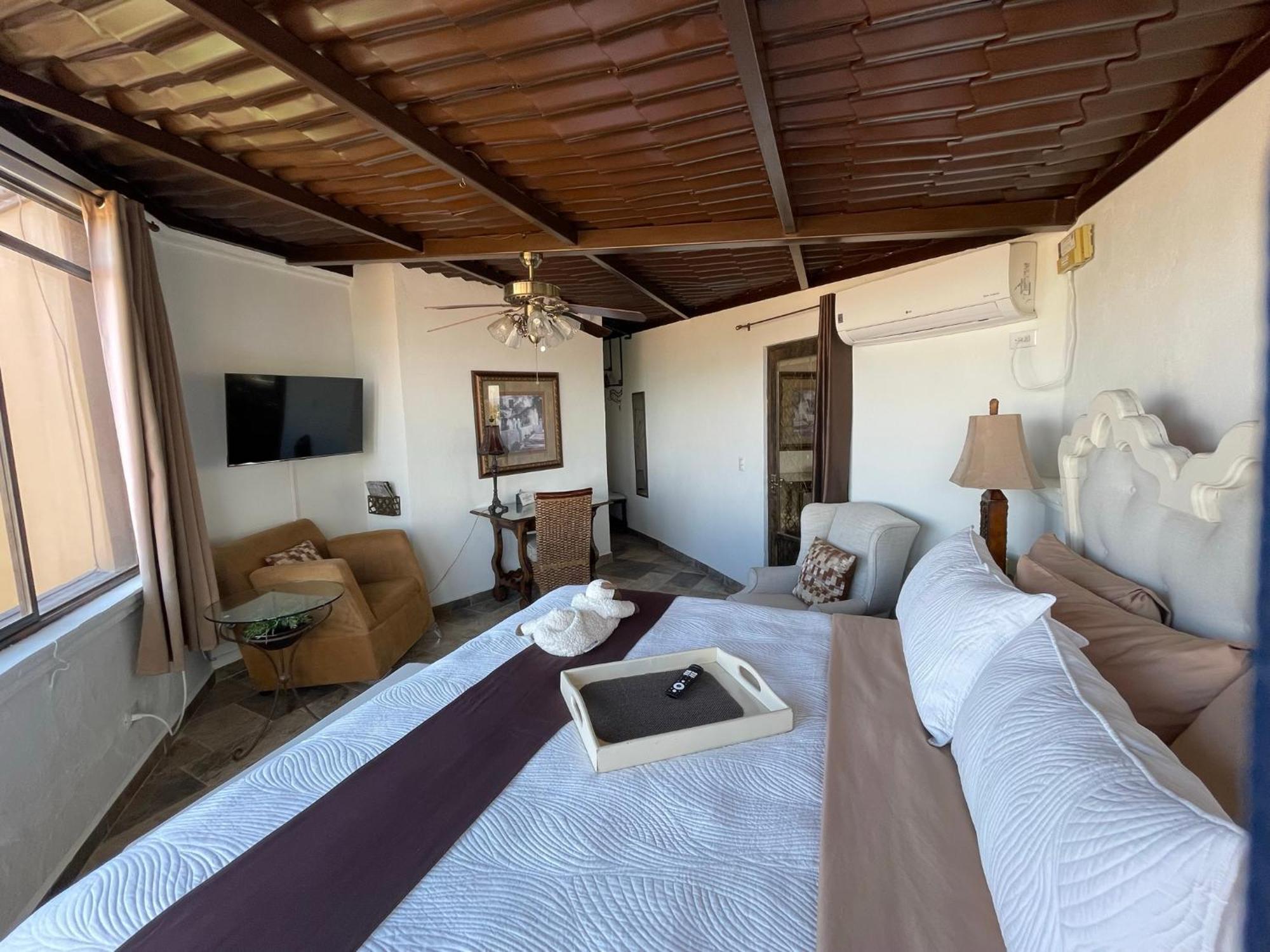 Casa Grande Luxury Boutique Hotel Альенде Экстерьер фото