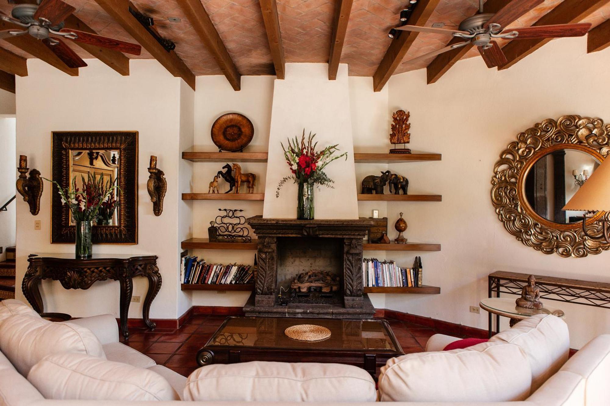 Casa Grande Luxury Boutique Hotel Альенде Экстерьер фото